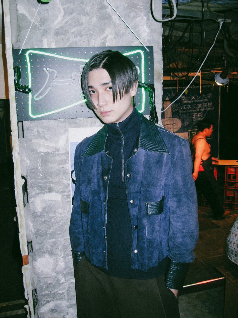 {"ARInfo":{"IsUseAR":false},"Version":"1.0.0","MakeupInfo":{"IsUseMakeup":false},"FaceliftInfo":{"IsChangeEyeLift":false,"IsChangeFacelift":false,"IsChangePostureLift":false,"IsChangeNose":false,"IsChangeFaceChin":false,"IsChangeMouth":false,"IsChangeThinFace":false},"BeautyInfo":{"SwitchMedicatedAcne":false,"IsAIBeauty":false,"IsBrightEyes":false,"IsSharpen":false,"IsOldBeauty":false,"IsReduceBlackEyes":false},"HandlerInfo":{"AppName":2},"FilterInfo":{"IsUseFilter":false}}