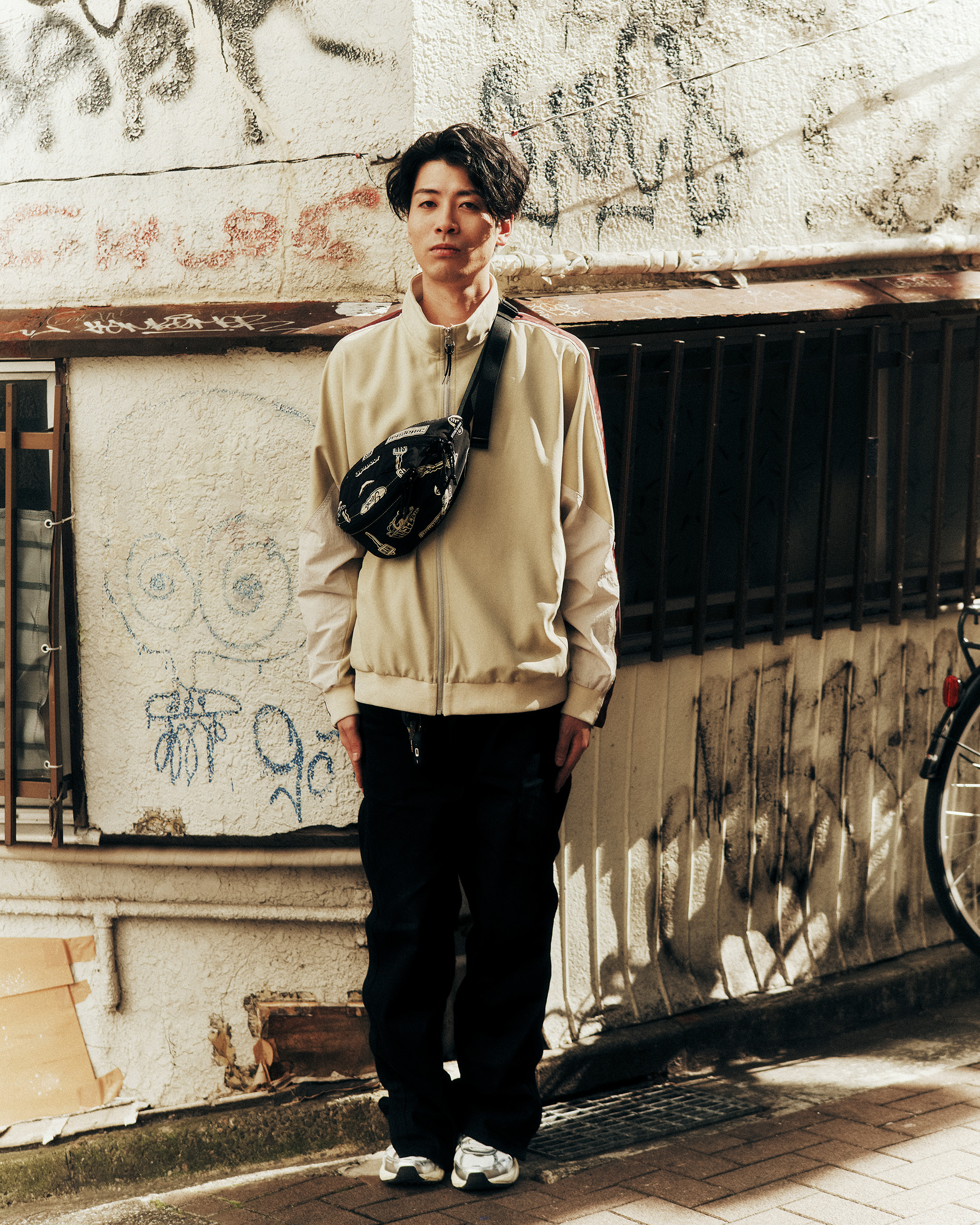 ラッパーの SKRYU を東京でスナップ | FreshSnaps | Droptokyo
