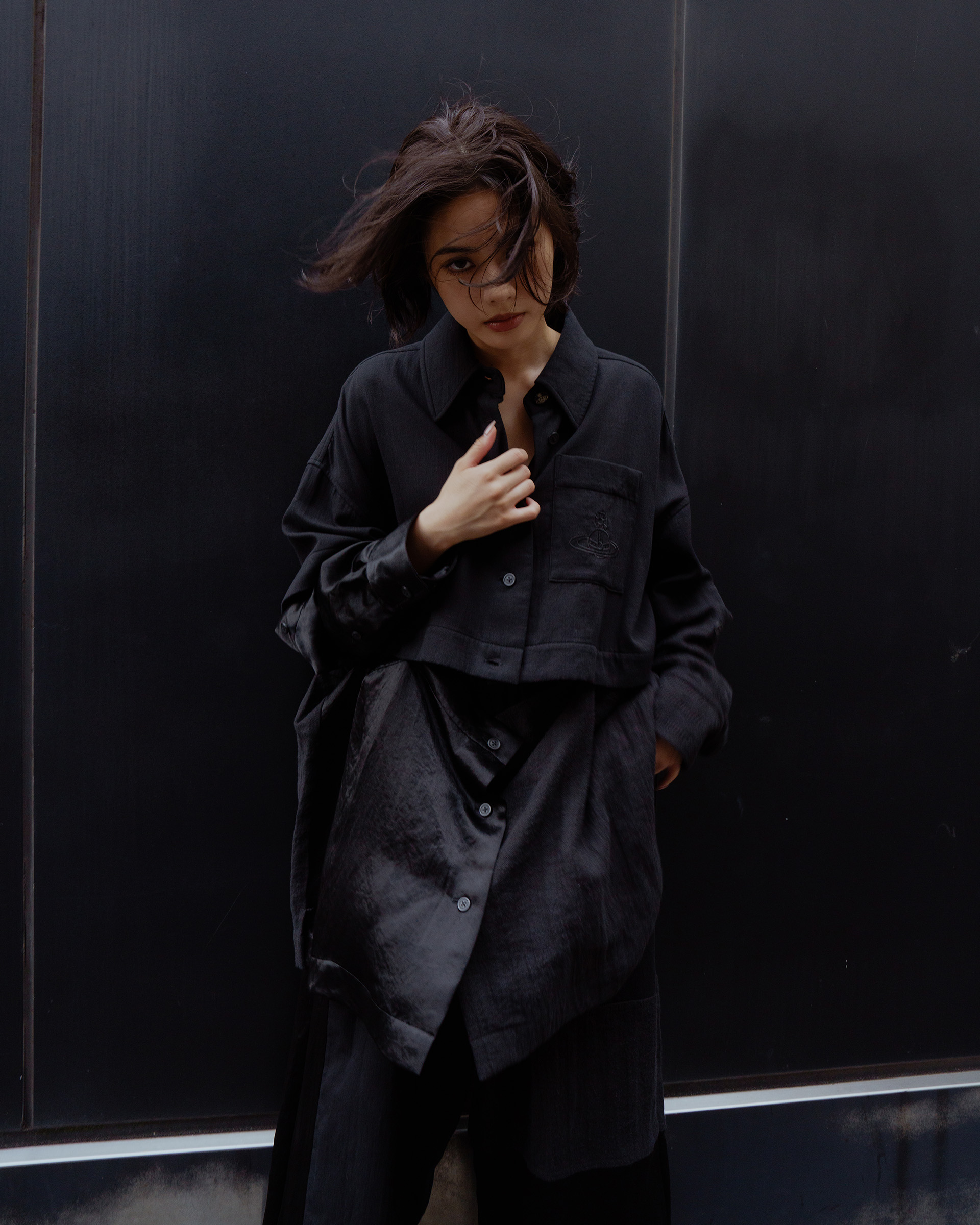 俳優の安斉星来が着る Vivienne Westwood | FreshSnaps | Droptokyo