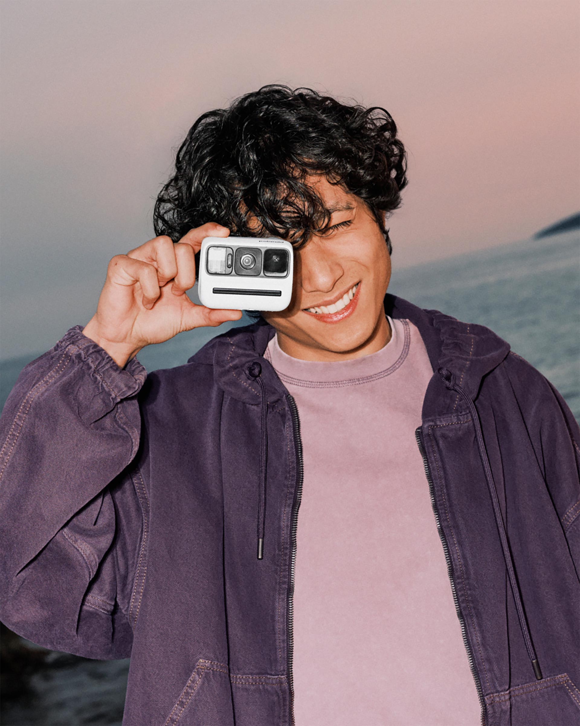 チャンビン ポラロイド チェキ unveil POLAROID Launches Smallest Instant Camera in the World